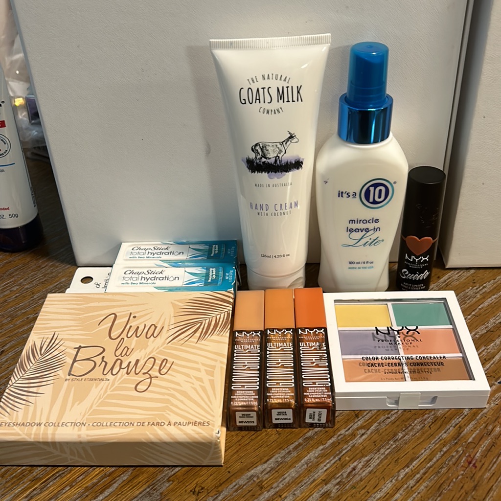 Valentines Day Bundle Of 10 Pcs Brand New